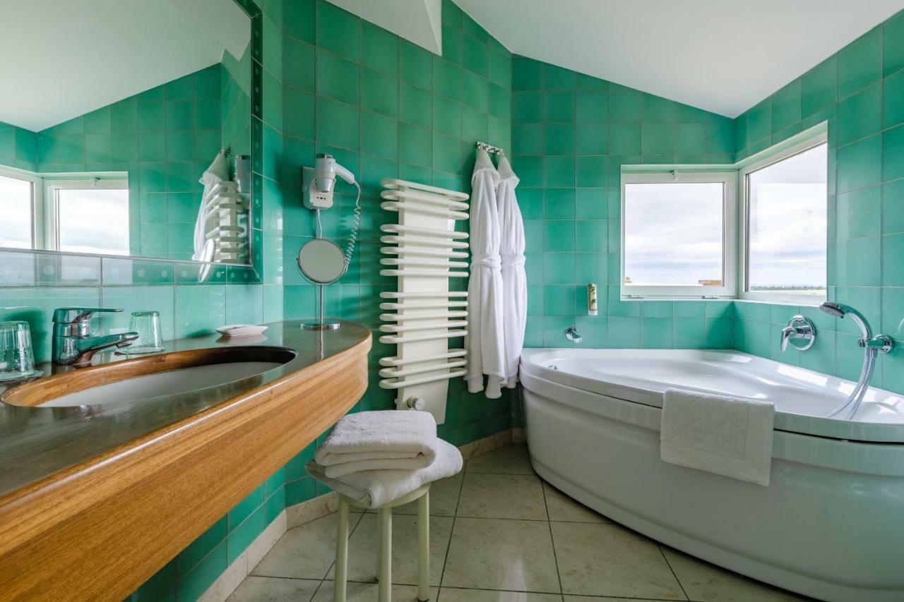 Auberge Du Poids Public Logis Hotel Saint-Félix-Lauragais Esterno foto