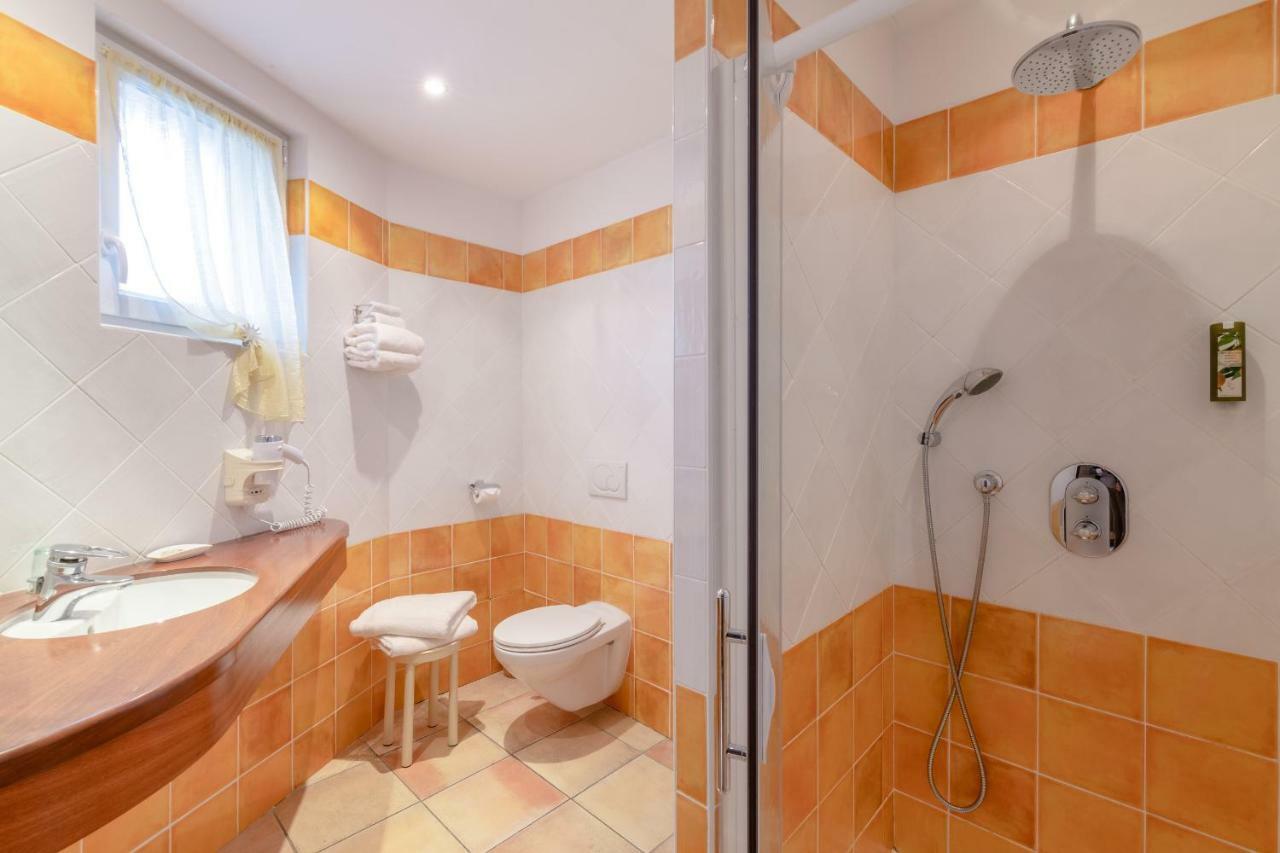 Auberge Du Poids Public Logis Hotel Saint-Félix-Lauragais Esterno foto